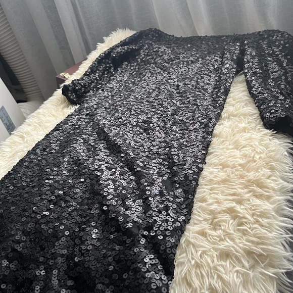 Sequins Evening Mini Dress with Cowl Back - Picture 4 of 6